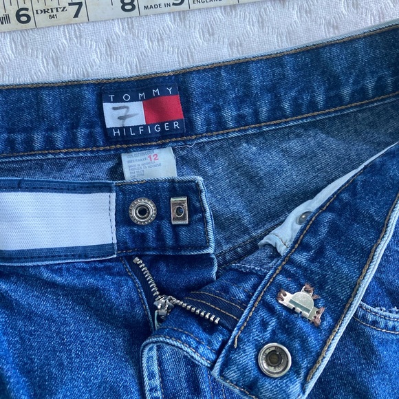 Tommy Hilfiger Jeans - Picture 4 of 10